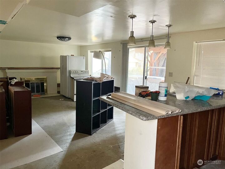 Property Photo: 2165 N 186th Street WA 98133