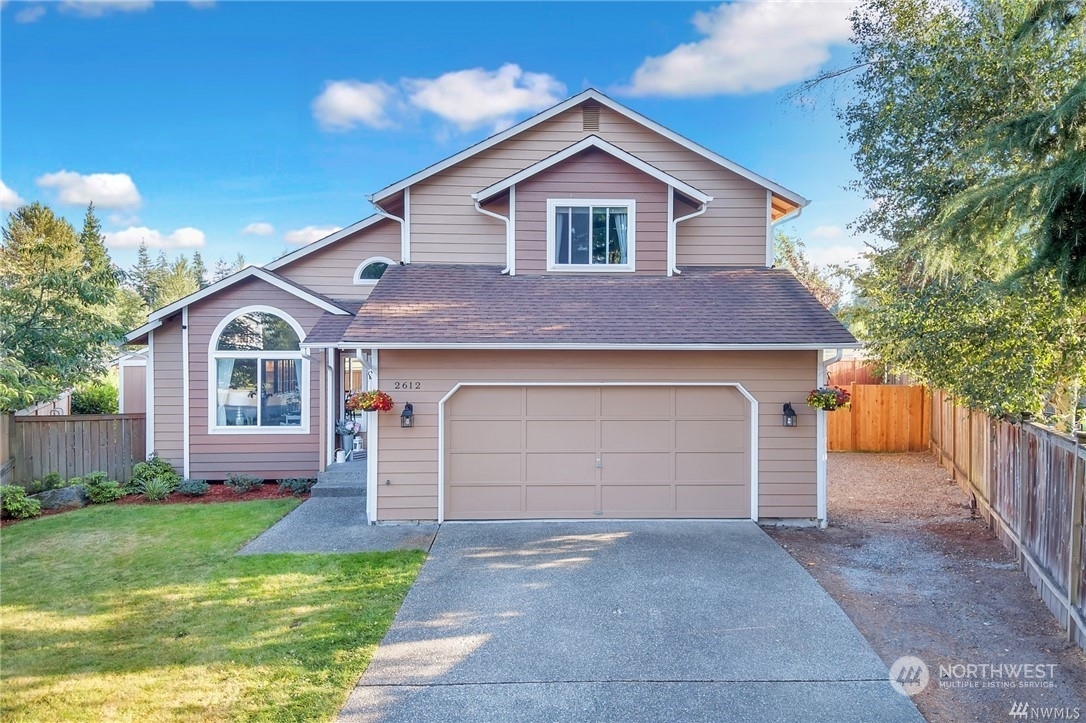 Property Photo:  2612 101st Street SE  WA 98208 