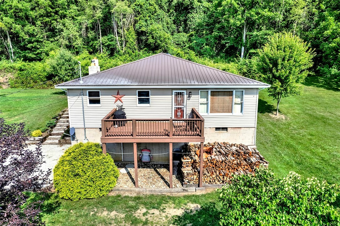 Property Photo: 295 Simpson Hollow PA 15666