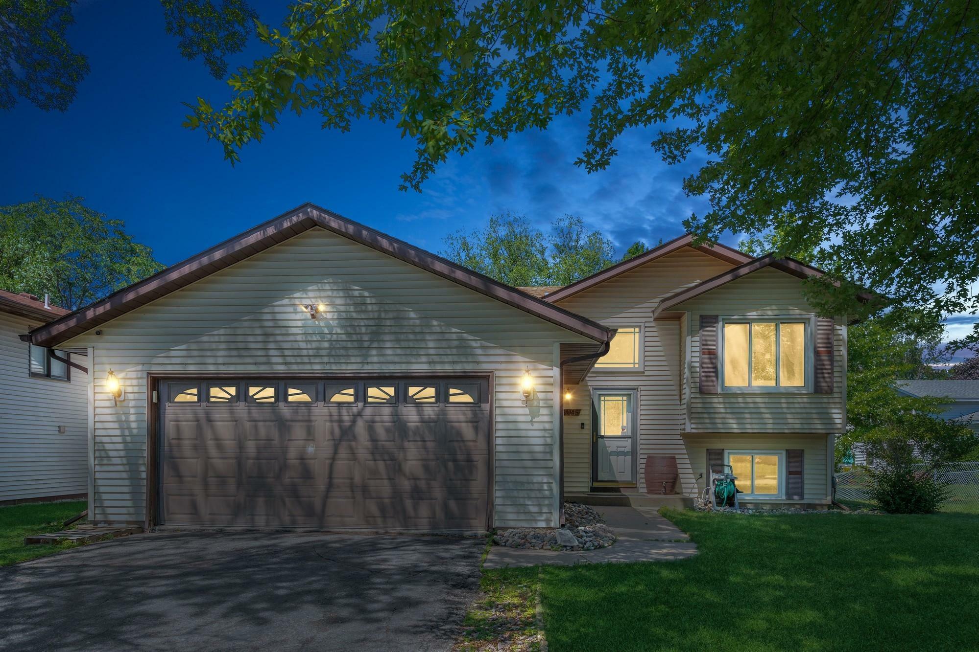 Property Photo:  5195 Upper 183rd Street W  MN 55024 