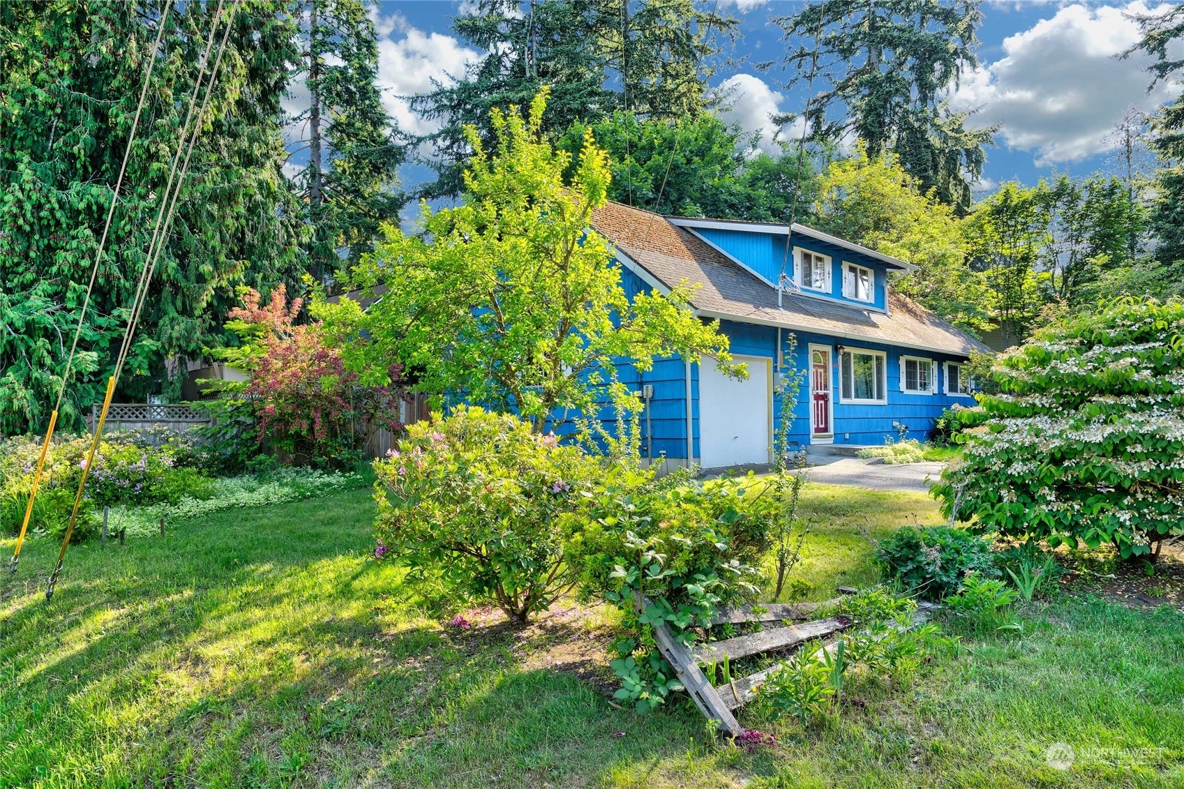 Property Photo: 359 NE 195th Street WA 98155