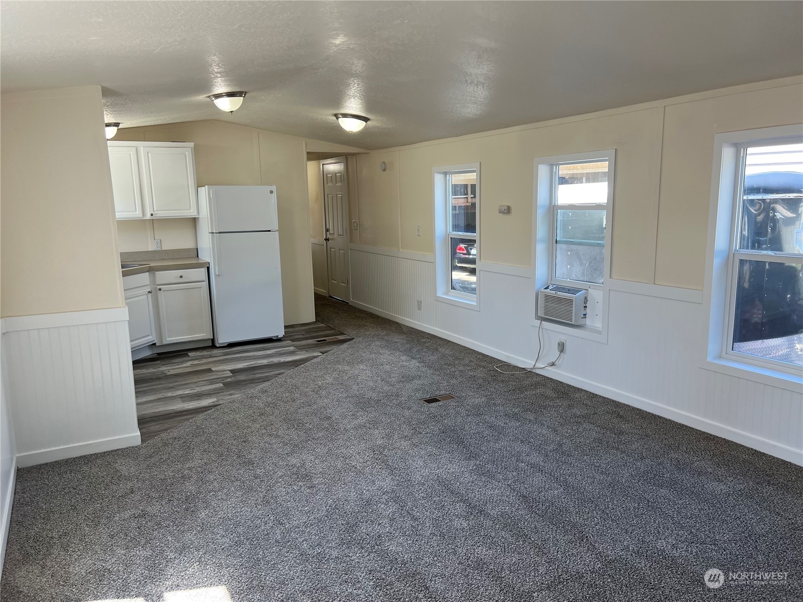 Property Photo: 507 131st Street E Z WA 98445