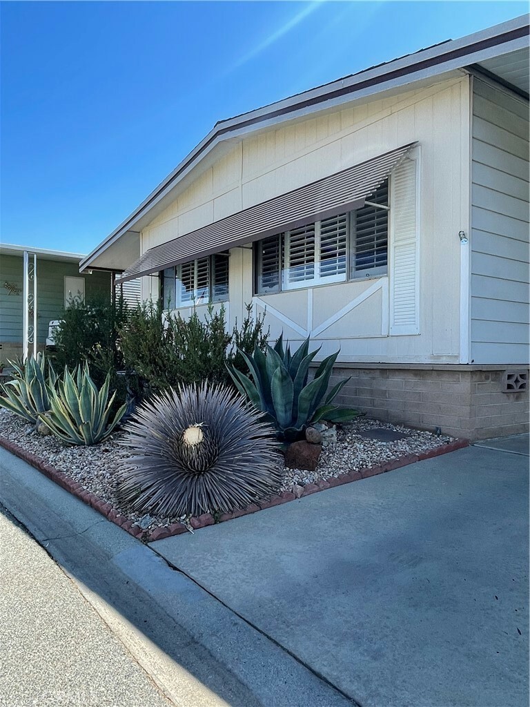 Property Photo: 4133 W Wilson St 31 CA 92220