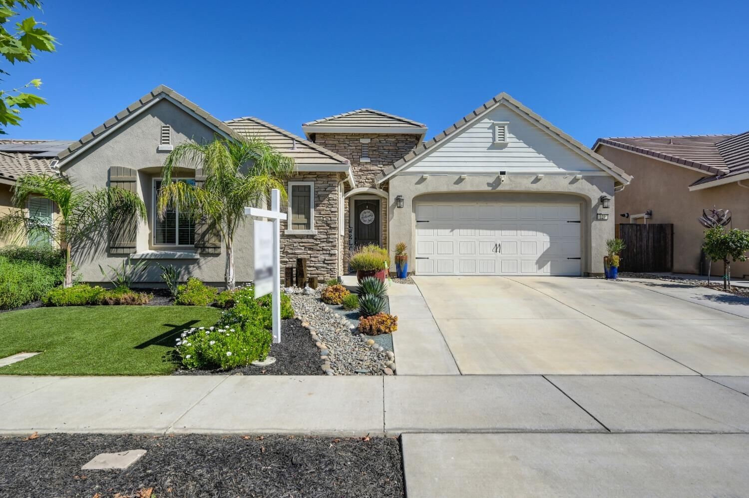 Property Photo:  121 Lebaron Boulevard  CA 95240 