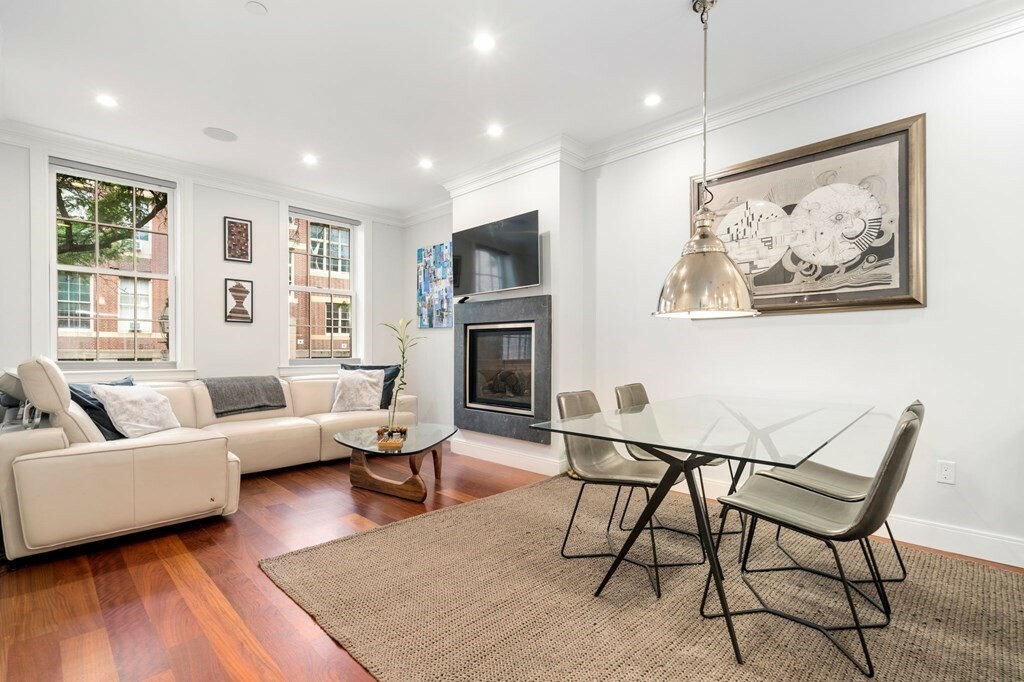 Property Photo: 52 Melrose St 1 MA 02116