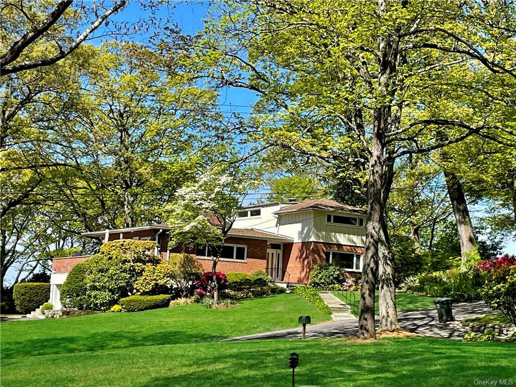 Property Photo:  29 Pokahoe Drive  NY 10591 