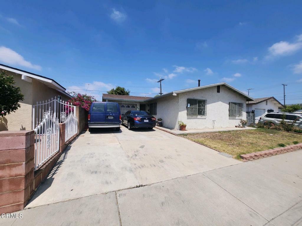 Property Photo:  455 Gibraltar Street  CA 93030 