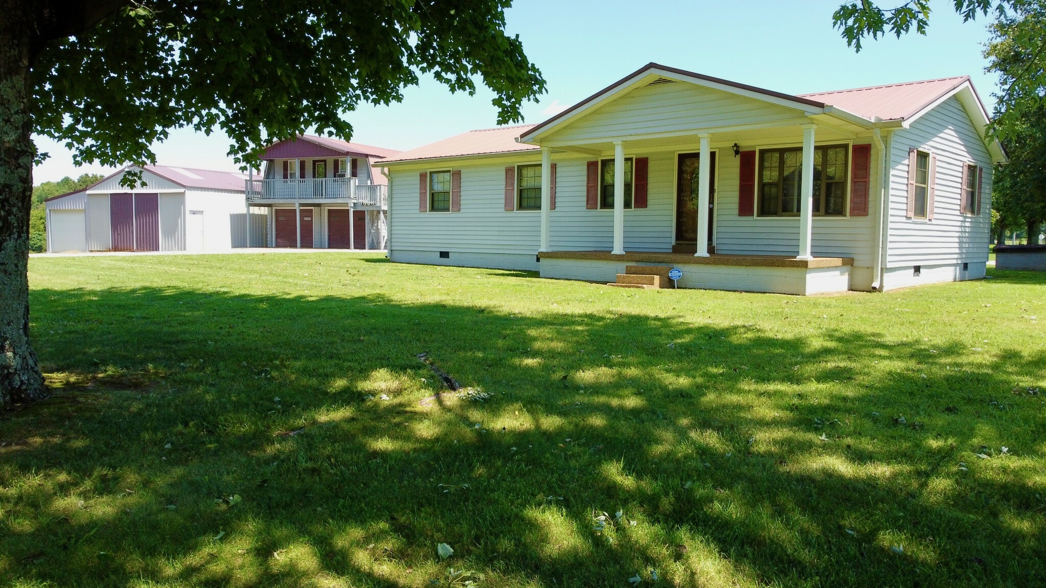 Property Photo:  504 Fairfield Rd N  TN 37022 