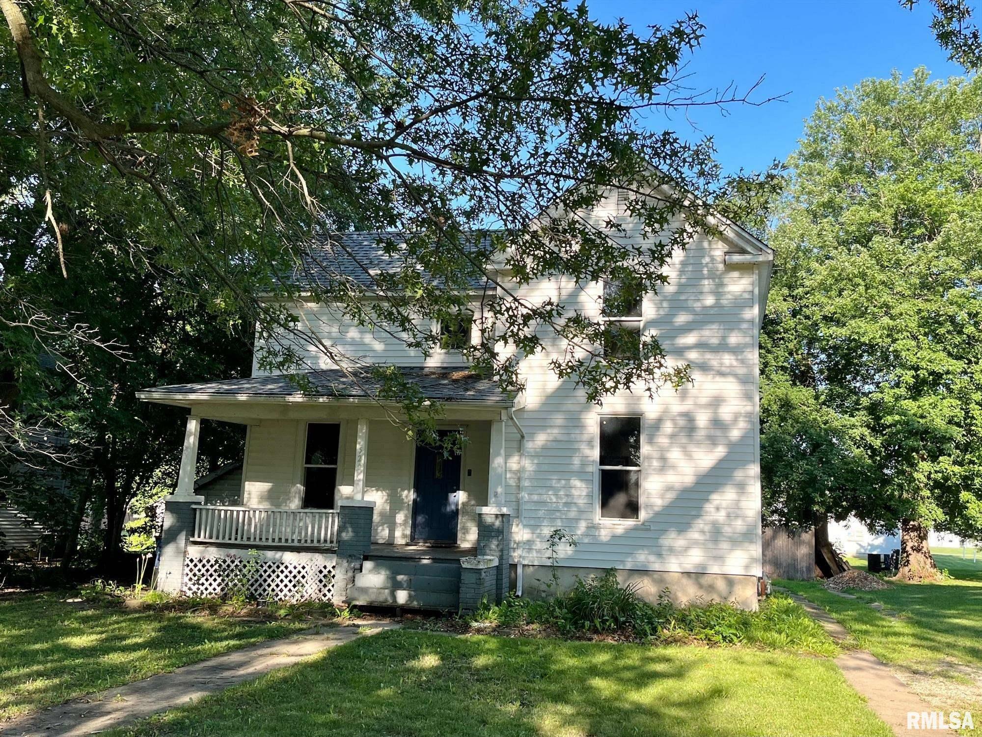 Property Photo:  520 N Galena Avenue  IL 61491 