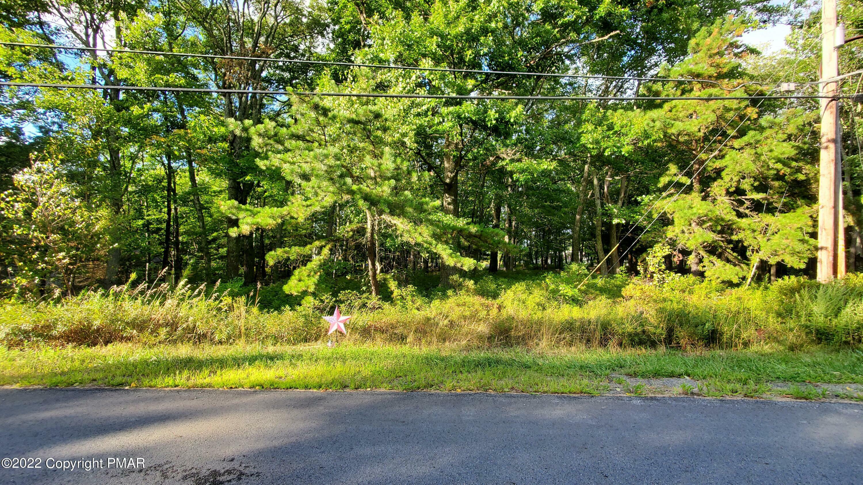 Property Photo:  120 Remuda Drive  PA 18428 