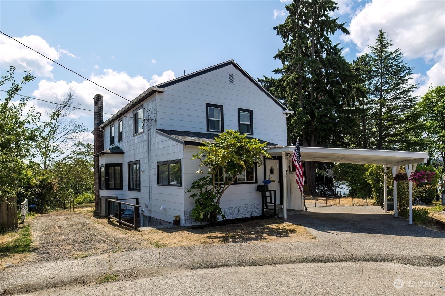 Property Photo:  2507 Reid Avenue  WA 98310 