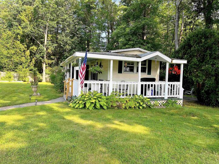 Property Photo:  699 Sherwood Glen  NH 03878 