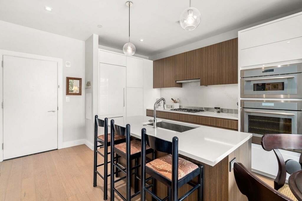 Property Photo:  100 Shawmut Avenue 408  MA 02118 