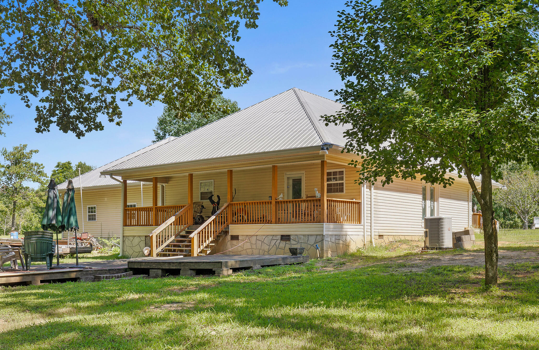 Property Photo:  307 Dennis Rd  GA 30752 