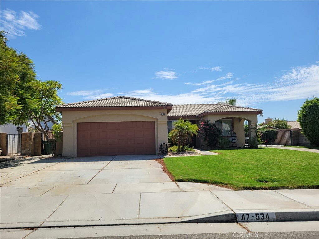 Property Photo:  47534 Stetson Court  CA 92201 