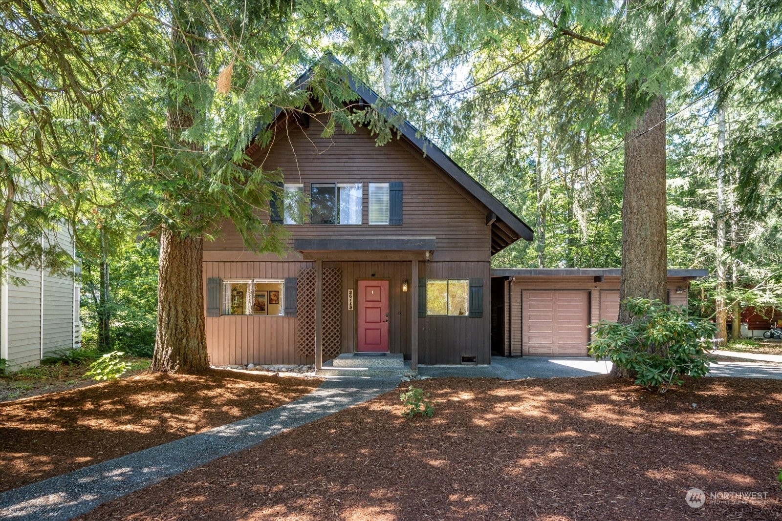 Property Photo:  26113 221st Place SE  WA 98038 