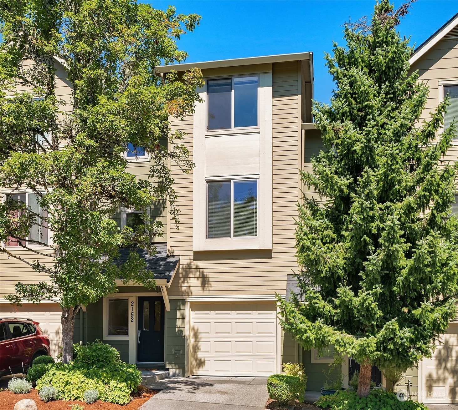 Property Photo:  2152 NW Boulder Way Drive  WA 98027 