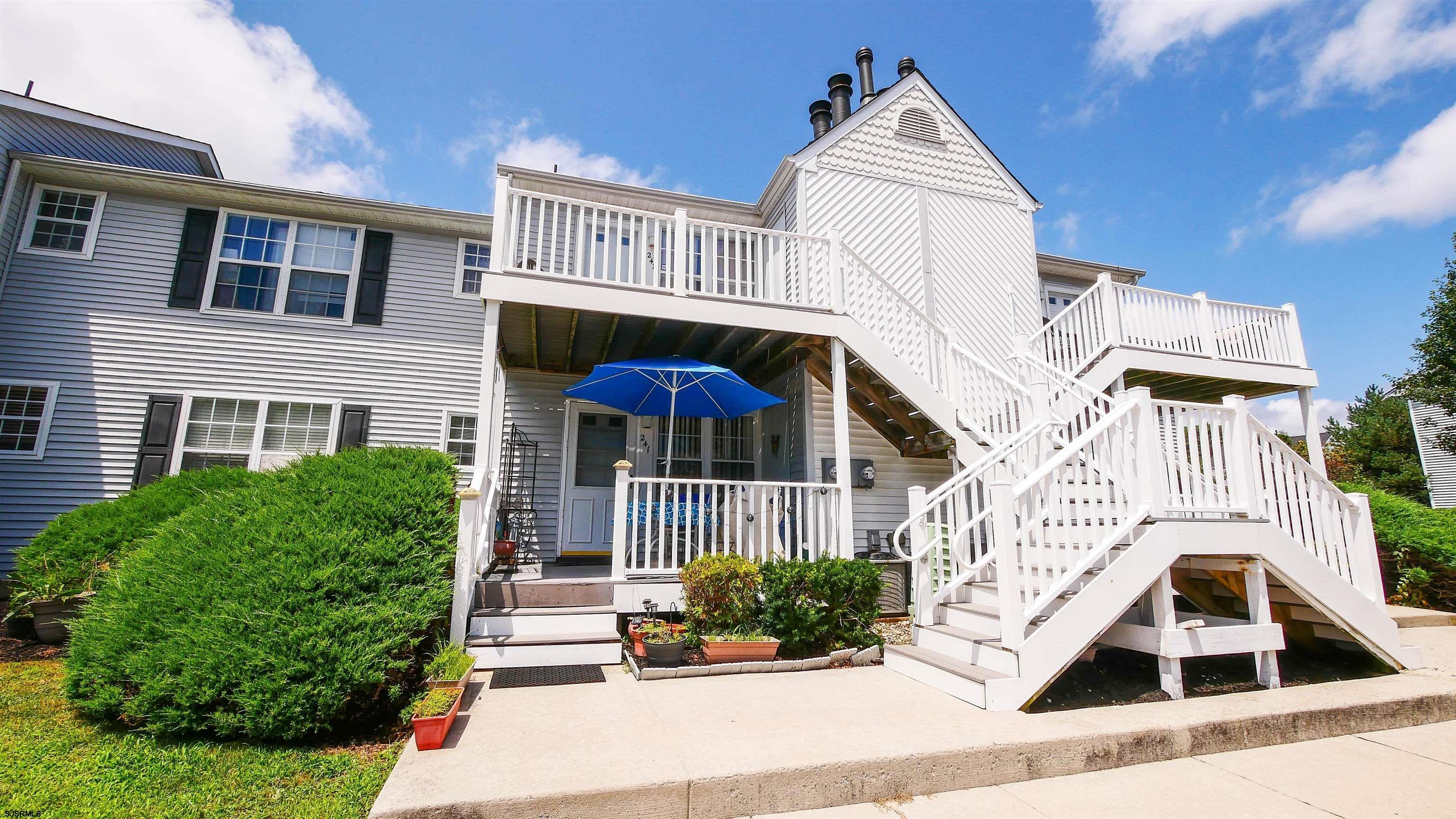 Property Photo: 241 London Ct 241 NJ 08234