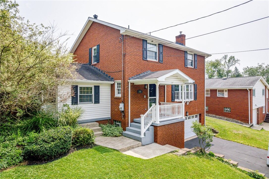 Property Photo:  905 Lombard St  PA 15642 