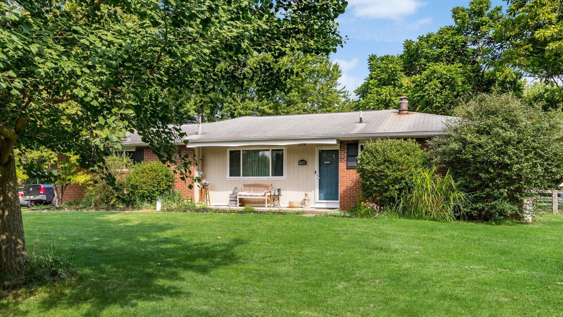 Property Photo: 8050 Walnut Street OH 43054