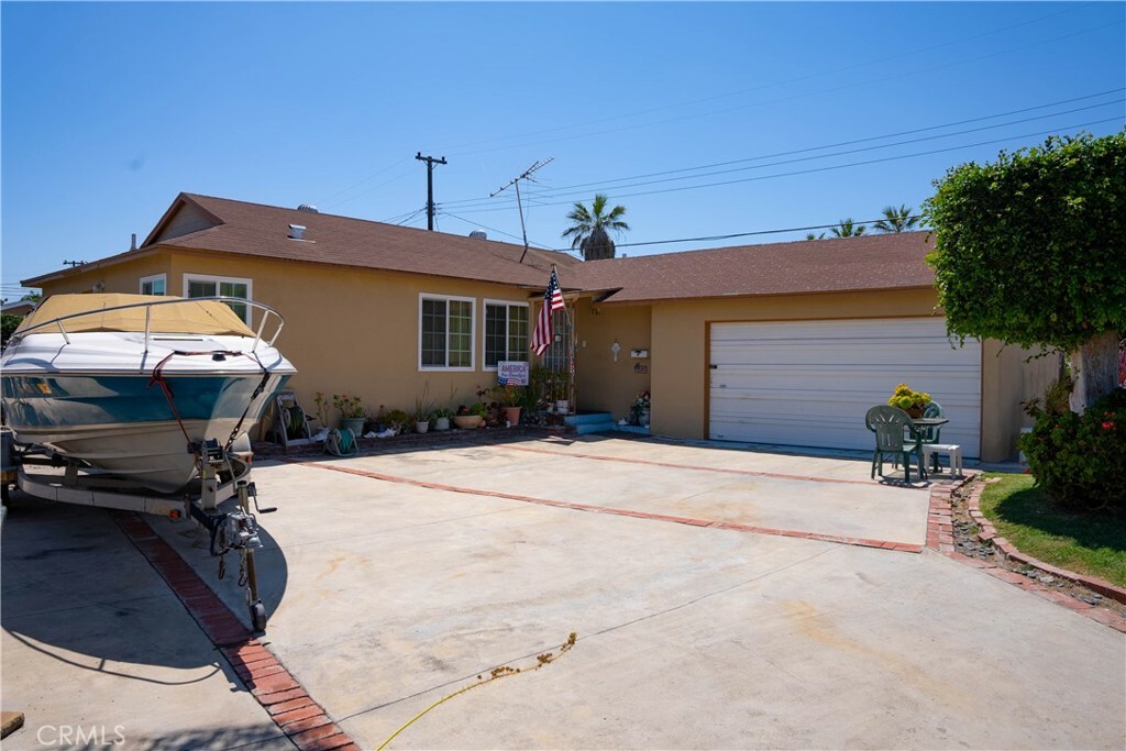 Property Photo:  13311 Havenwood Drive  CA 92843 