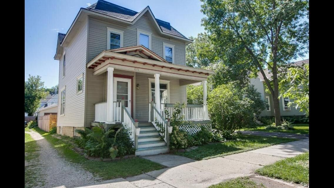 Property Photo: 1076 15th Avenue SE MN 55414