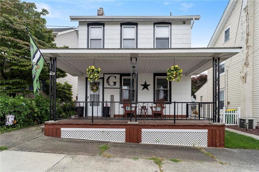 Property Photo:  106 S Church Street  PA 18062 