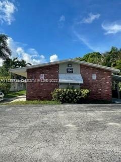 Property Photo:  2641 Polk St 11  FL 33020 