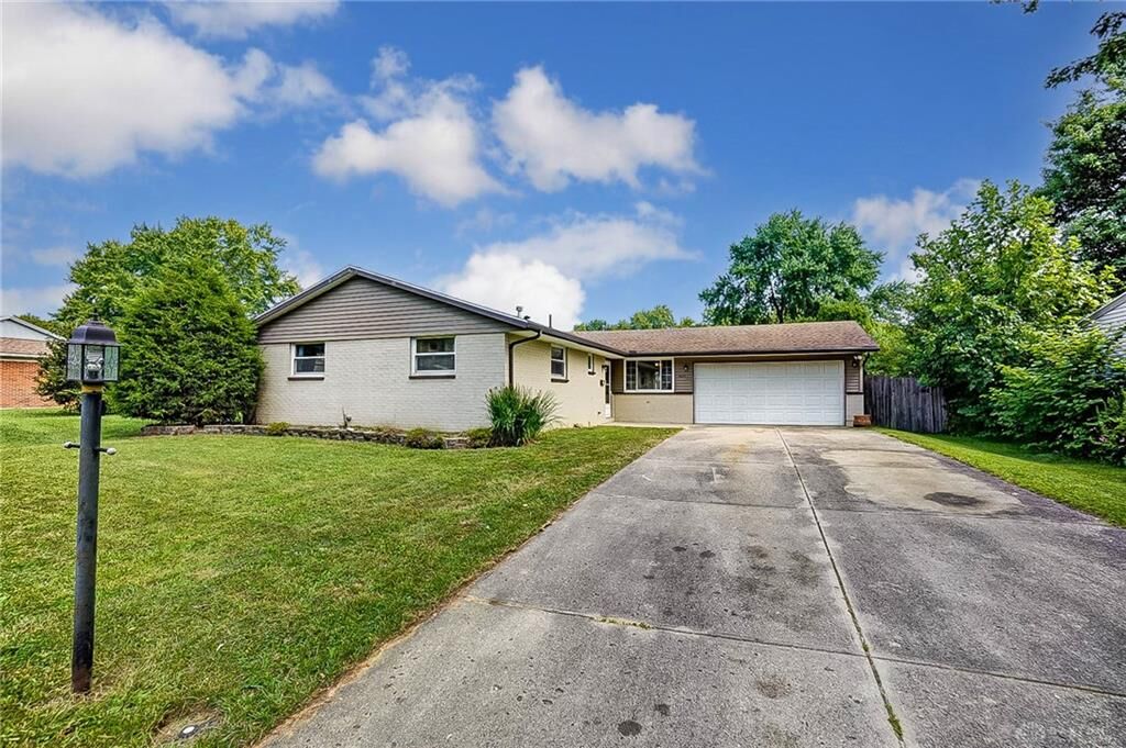 Property Photo:  4422 Moss Oak Trail  OH 45305 