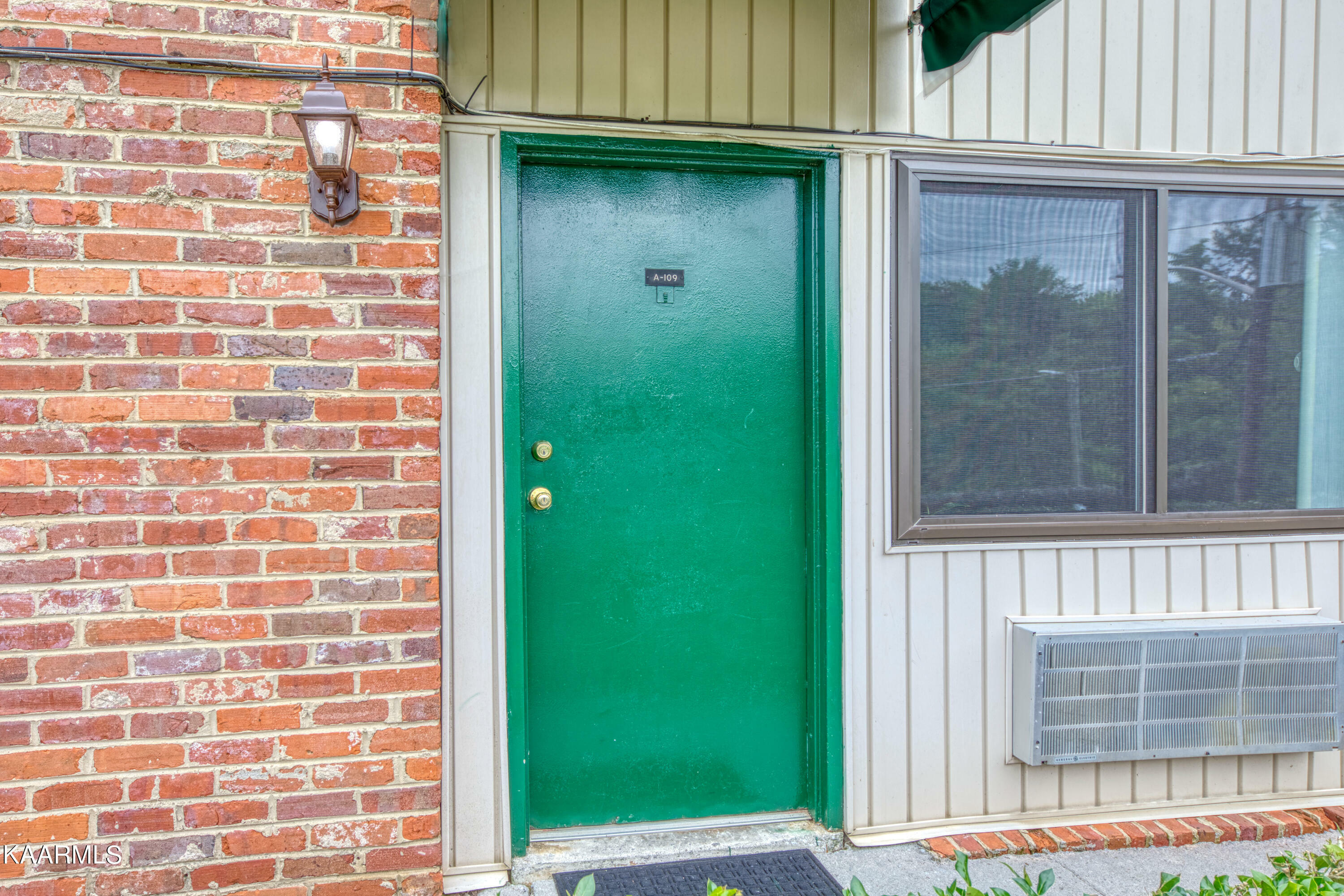 Property Photo: 2718 Painter Ave A109 TN 37919