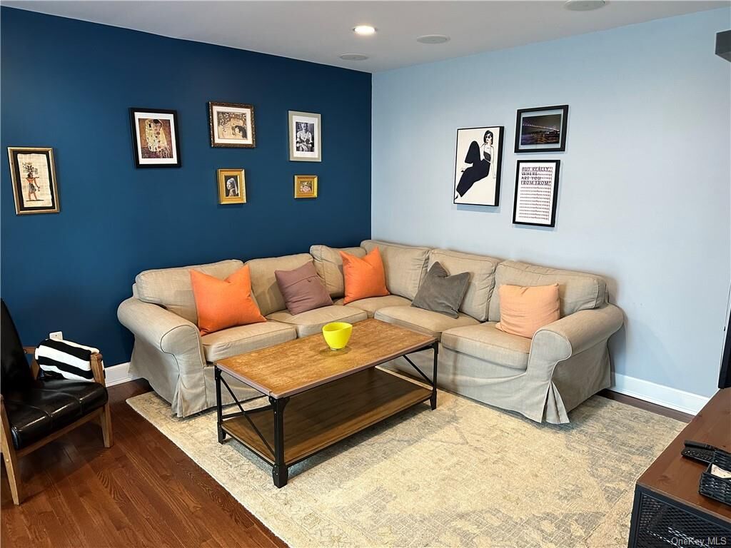 Property Photo: 17 Hillside Terrace D NY 10601