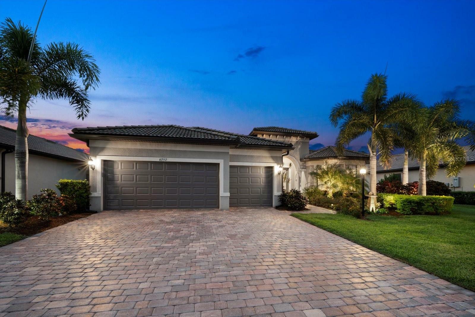 Property Photo: 6757 Chester Trail FL 34202