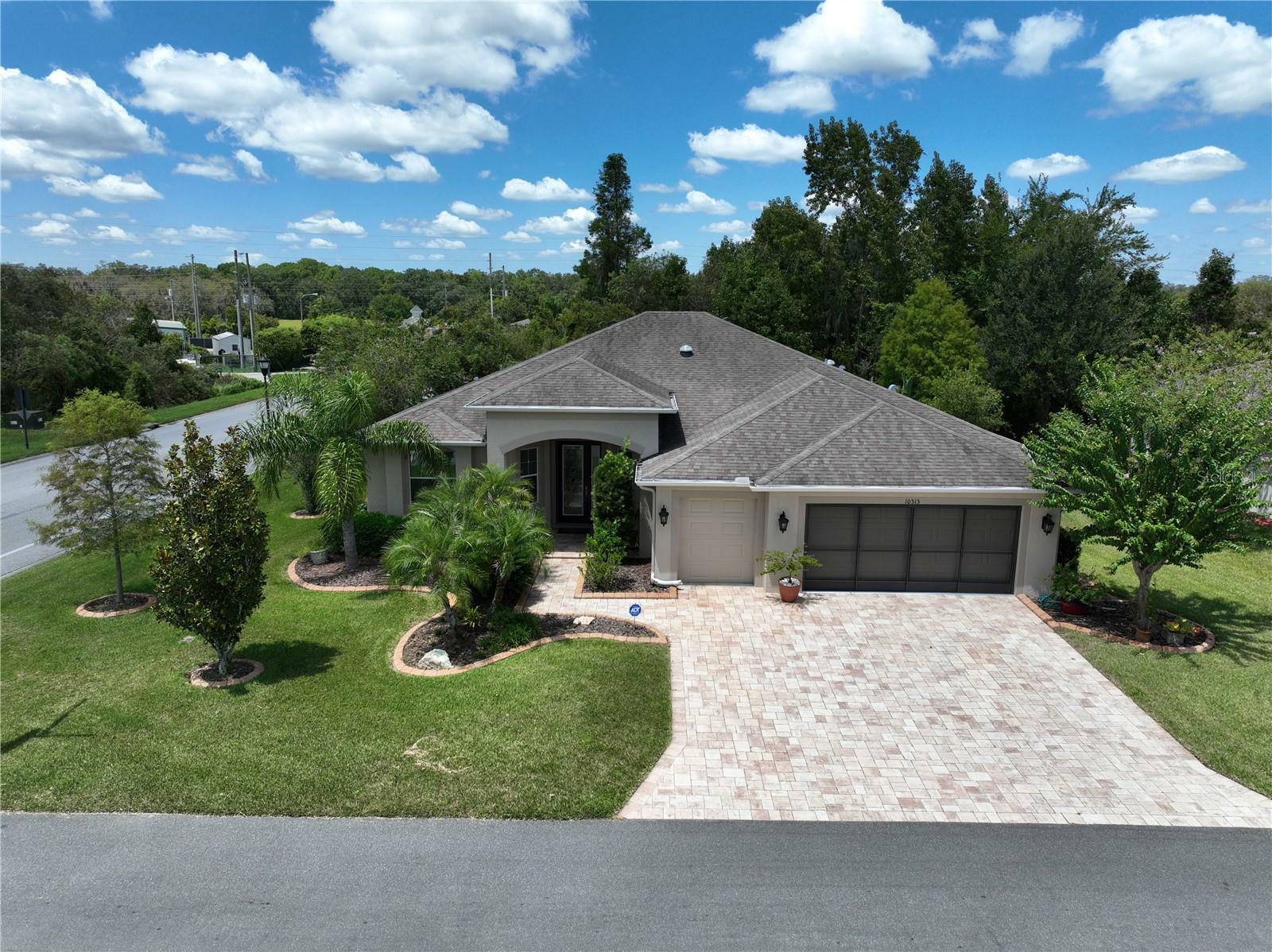 Property Photo:  10313 Belmullet Drive  FL 33576 