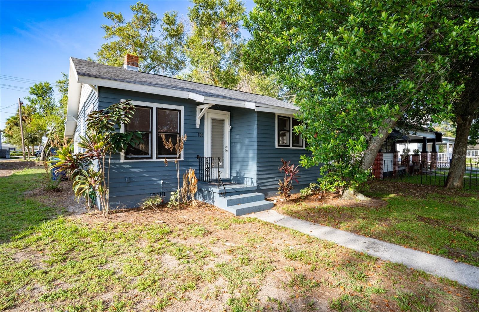 Property Photo:  106 Avenue D SW  FL 33880 