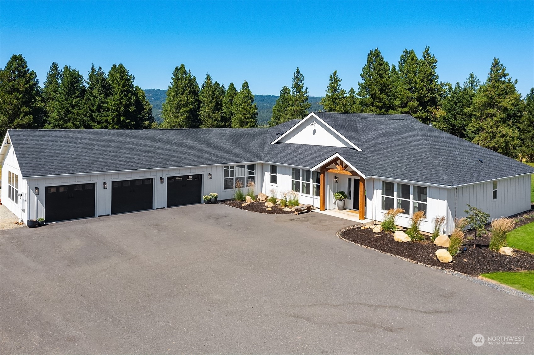 Property Photo: 644 Iron Mountain Road WA 98922
