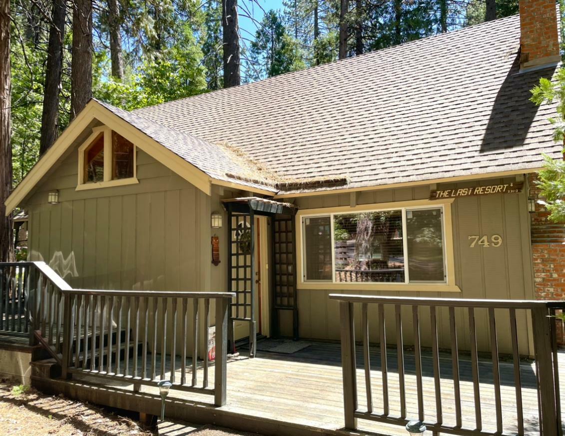 Property Photo:  749 Marilyn Way  CA 95223 
