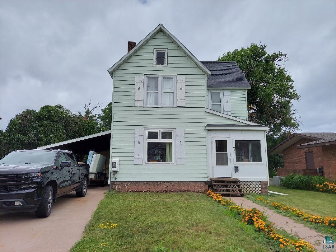 Property Photo: 1009 Main St W WI 54806