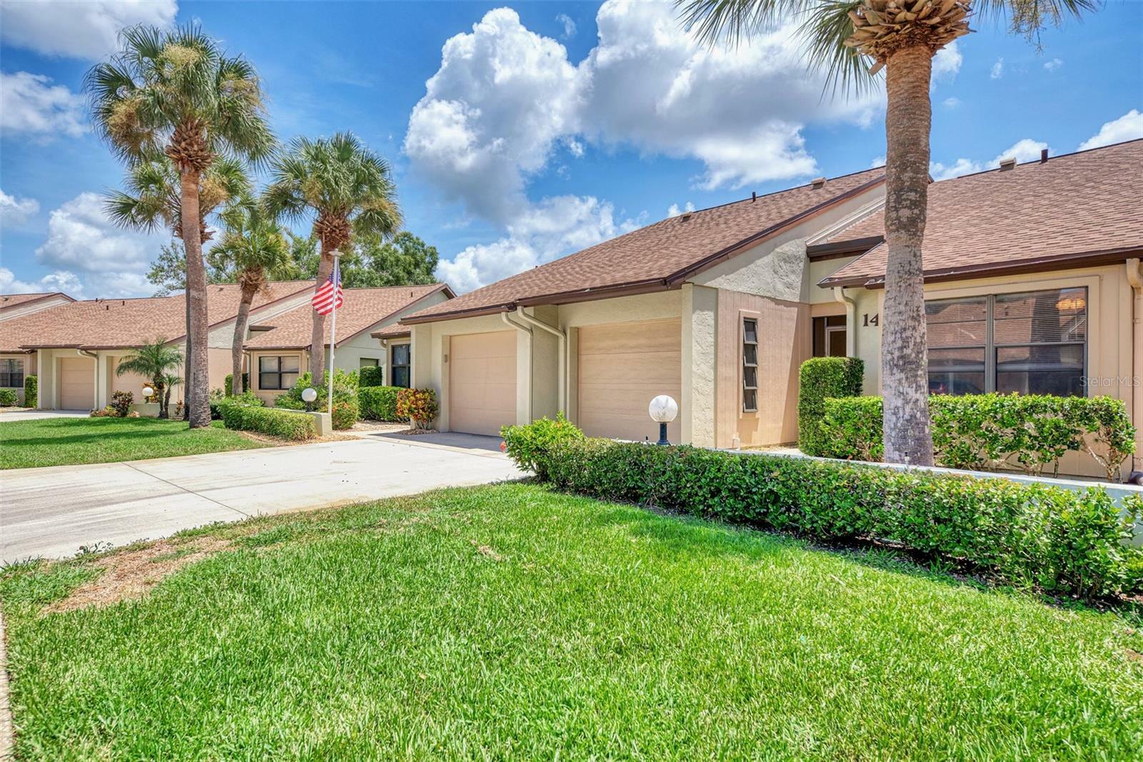 Property Photo:  1211 Capri Isles Boulevard 14  FL 34292 