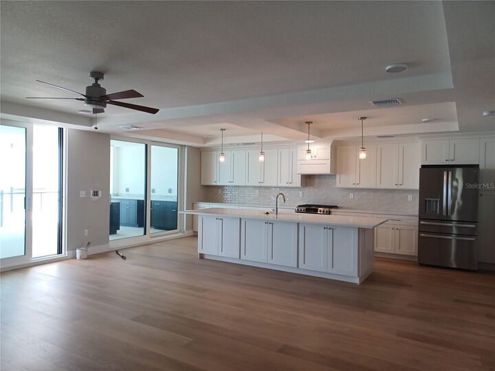 Property Photo:  14048 Gulf Boulevard 402  FL 33708 