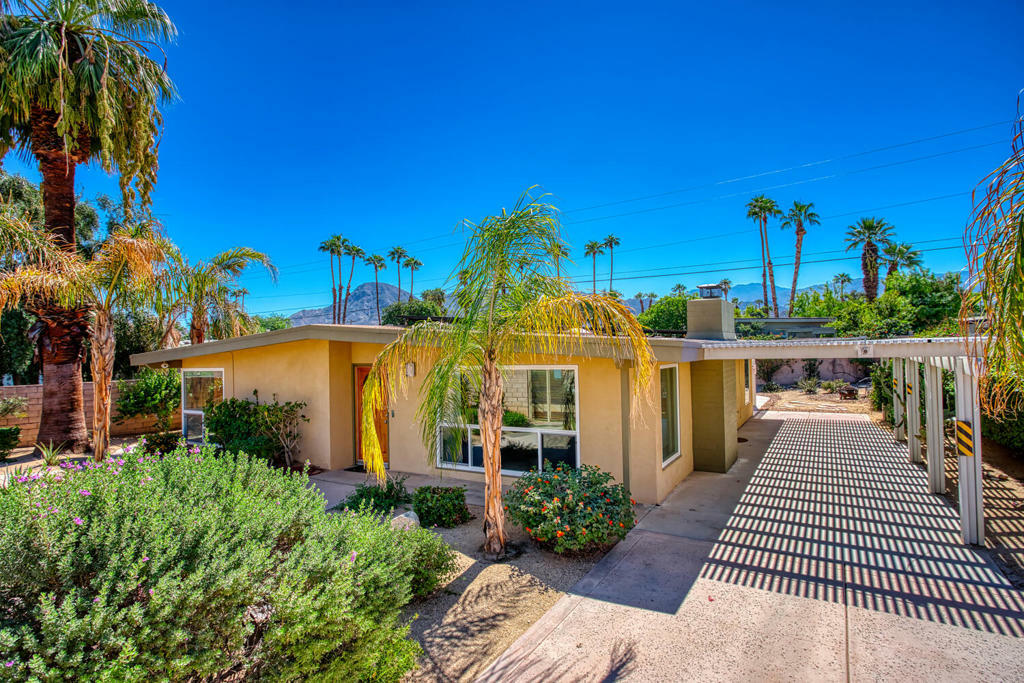 Property Photo: 74351 Candlewood Street CA 92260