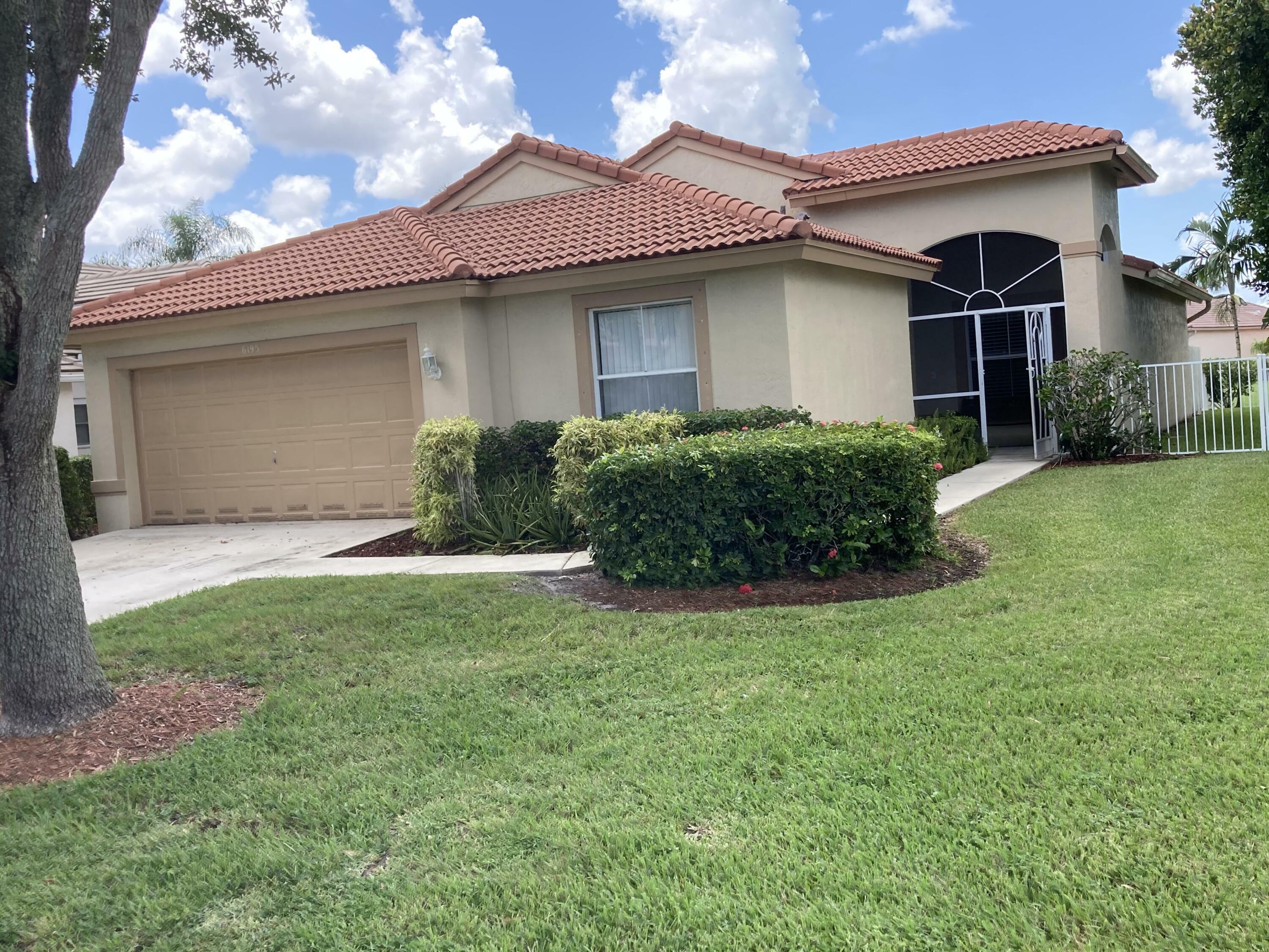 Property Photo:  6195 Grand Cypress Circle  FL 33463 