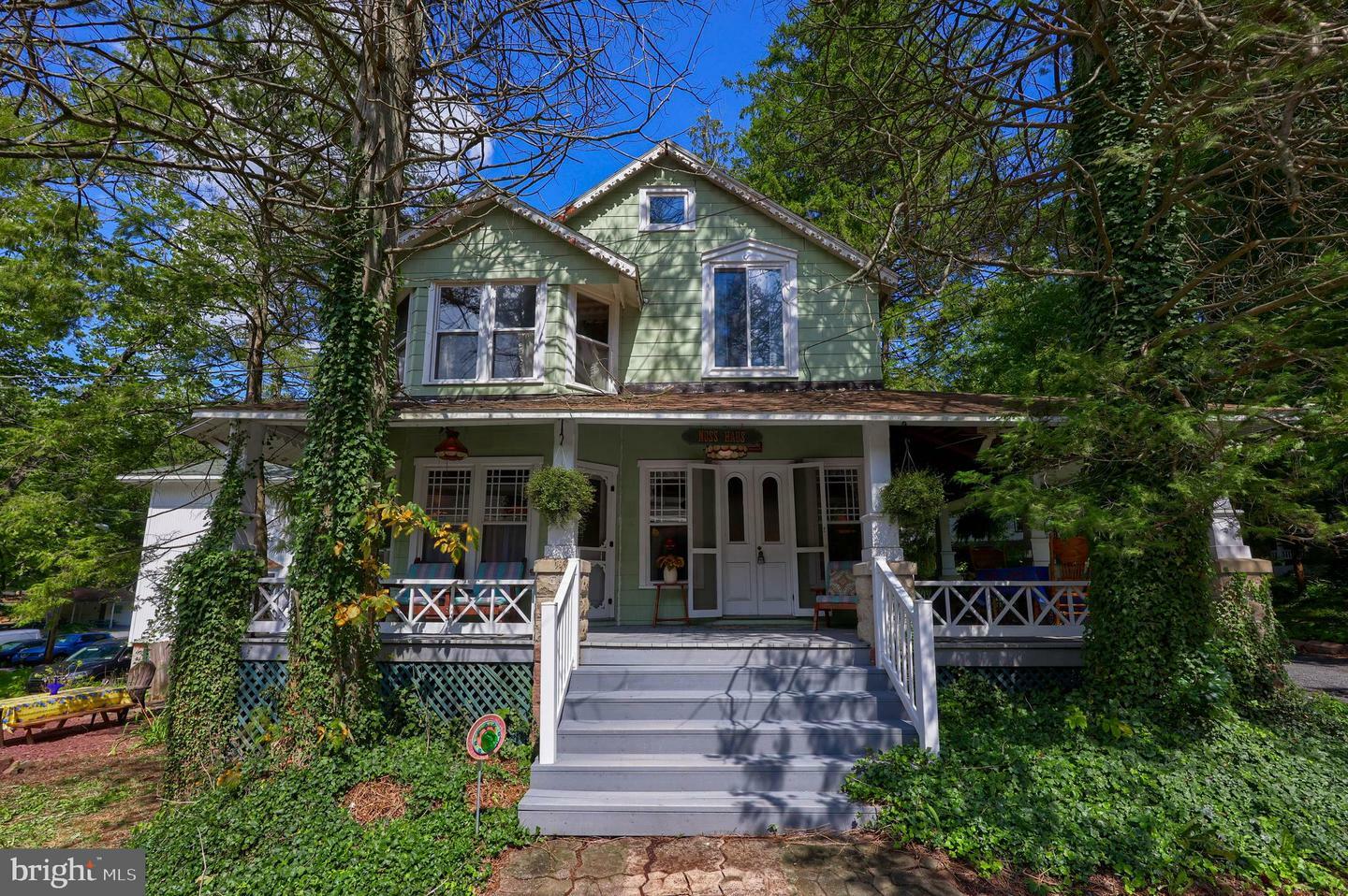 Property Photo: 306 Markwood Avenue PA 17064