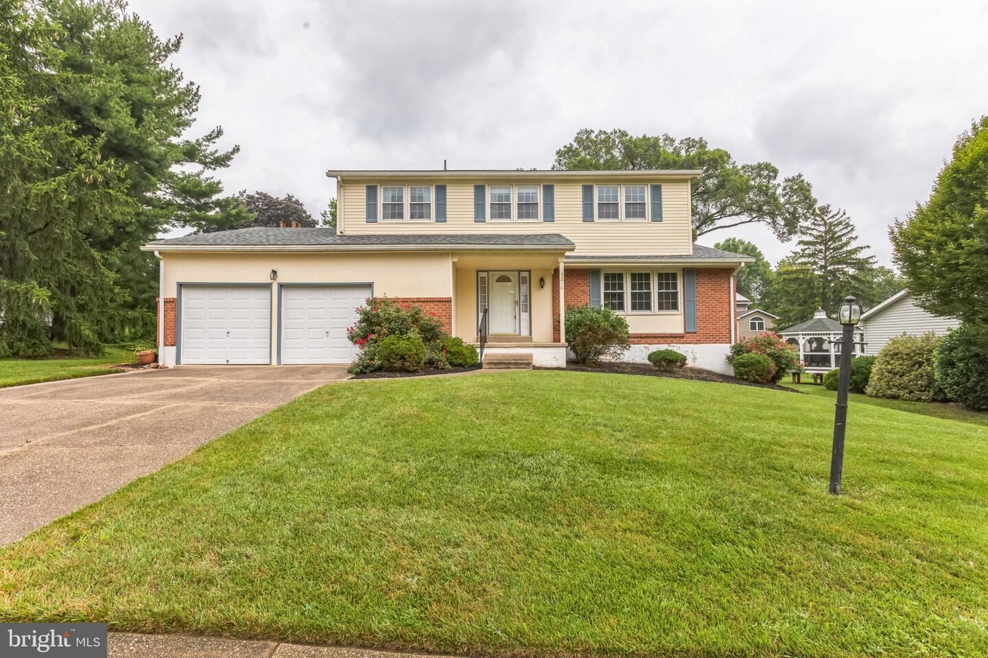 Property Photo:  3210 Powhatan Drive  DE 19808 