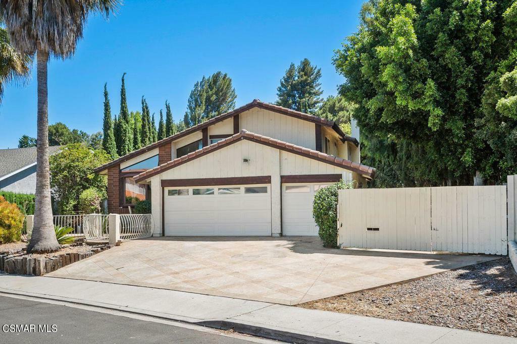 Property Photo: 2912 Canna Street N CA 91360