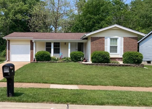 Property Photo:  671 Greenbrae Court  MO 63026 