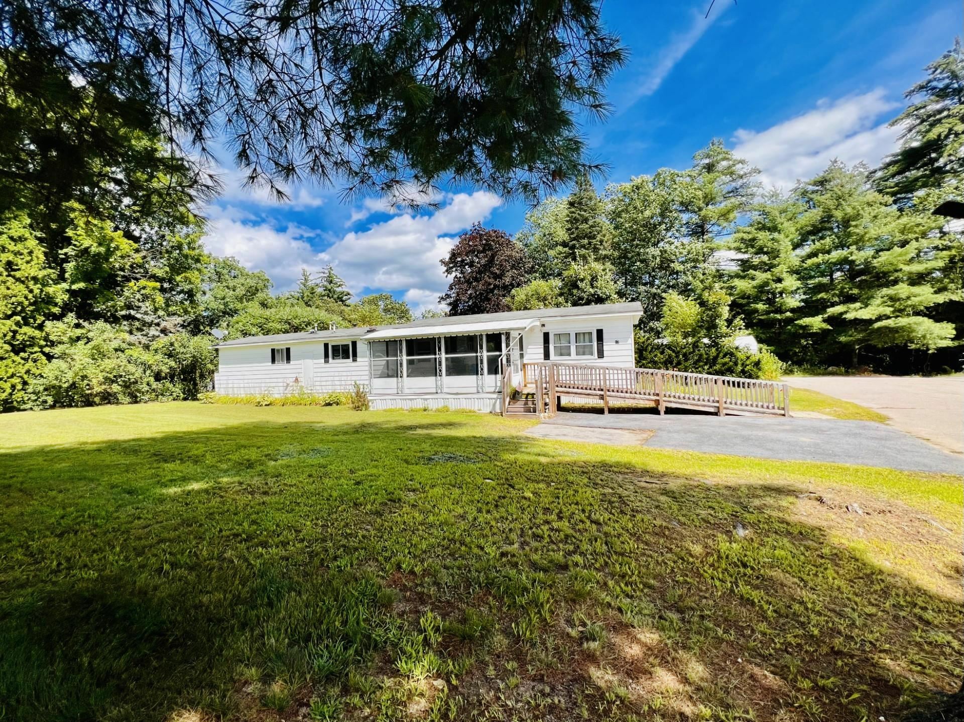 Property Photo:  17 Knights Lane  NH 03234 