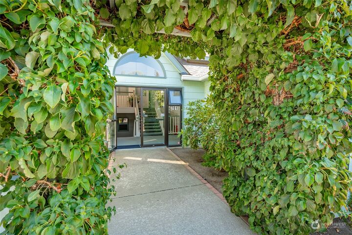 Property Photo: 701 Judson Street 102 WA 98264