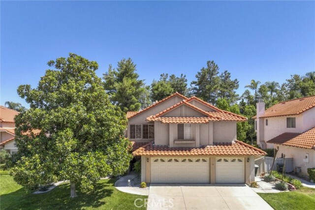 Property Photo: 31854 Via Saltio CA 92592
