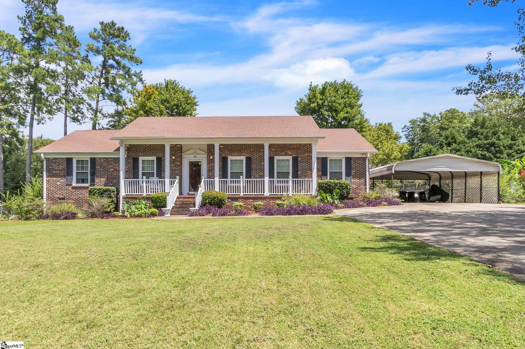 Property Photo:  324 River Hills Road  SC 29379 