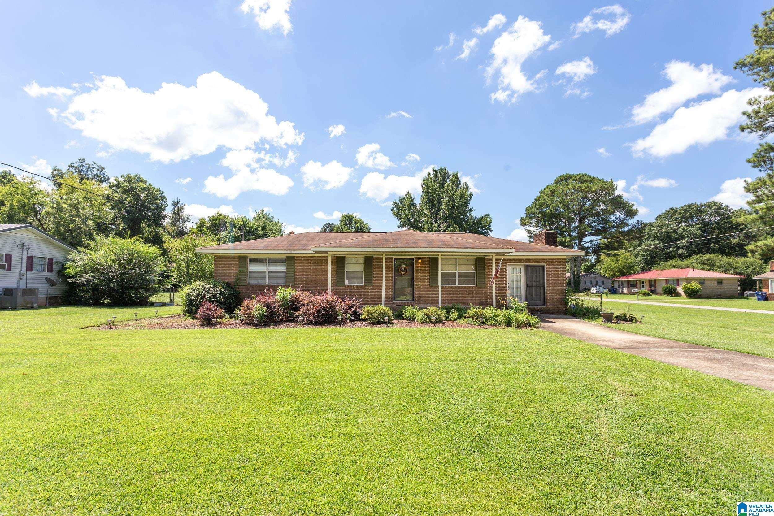 220 Brenda Road  Anniston AL 36206 photo